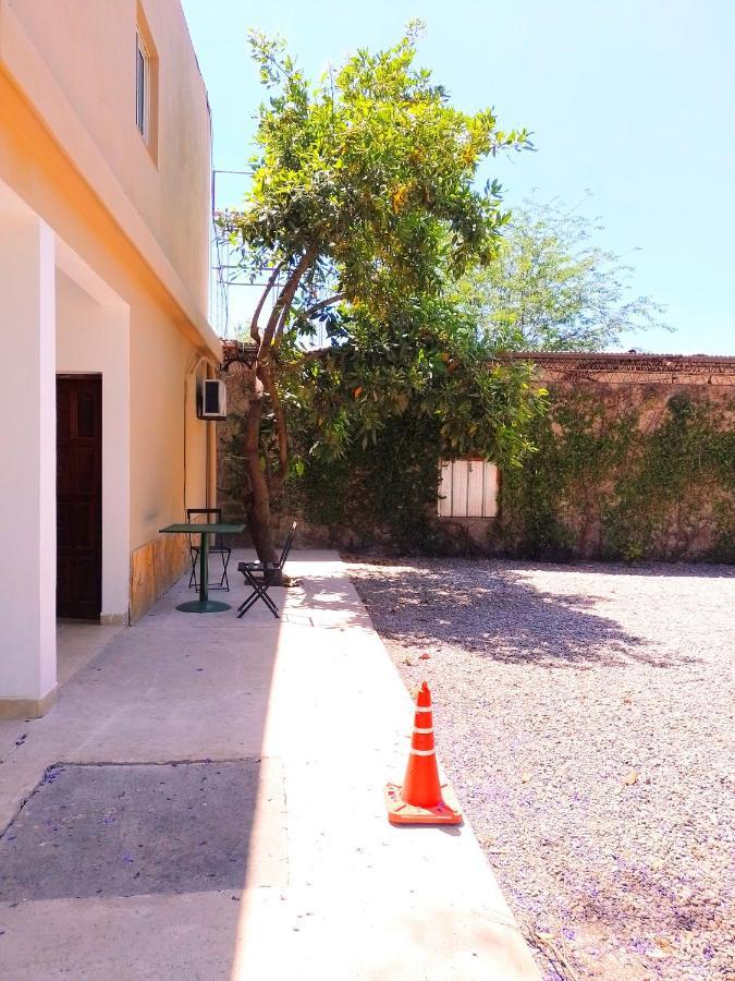 Hostal Los Faroles Chicoana Екстериор снимка